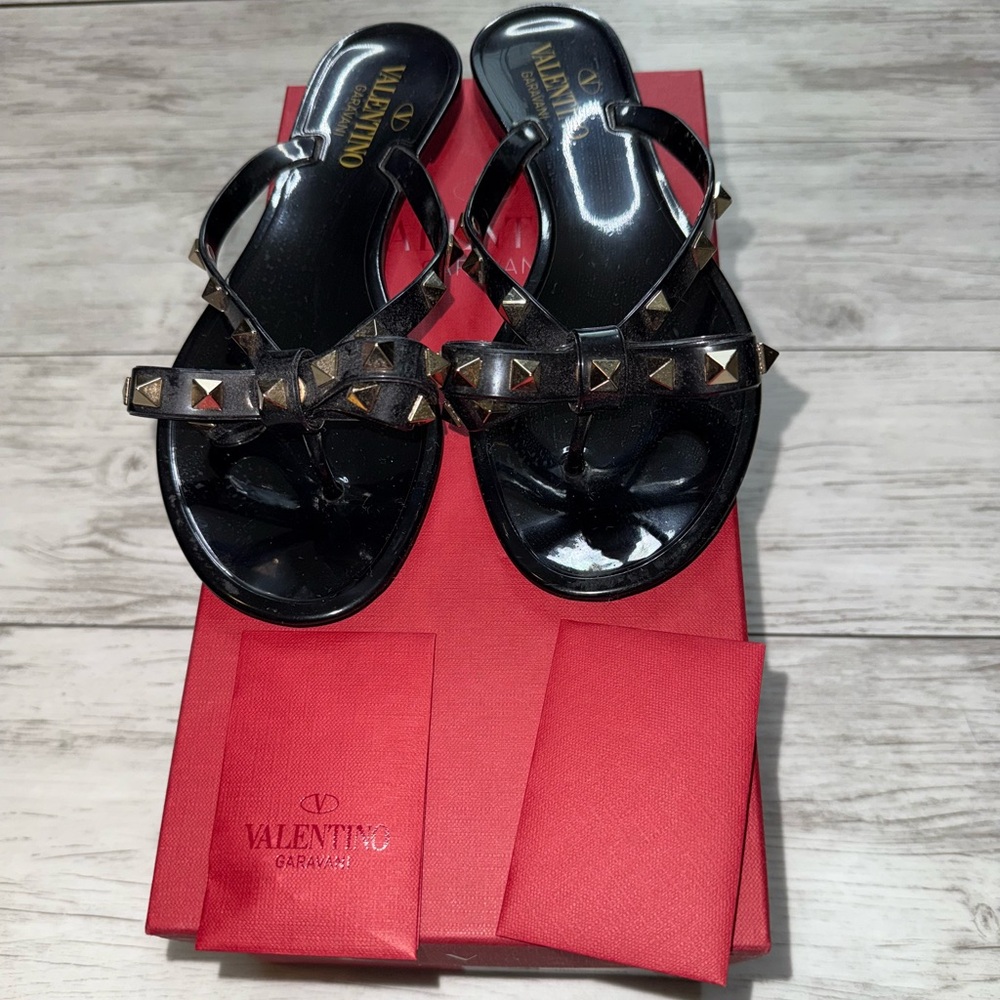 Valentino Garavani Black PVC Thong Sandals Size 36 EUC